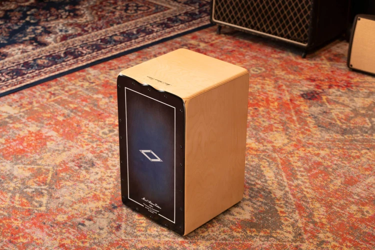 MEINL Percussion Artisan Edition Cajon - Tango Line - Blue Fade polski sklep perkusyjny silesia drum 2.jpg