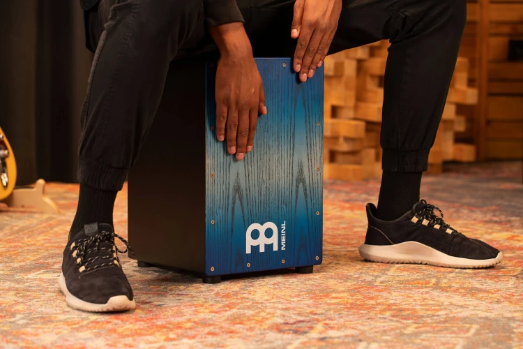 MCAJ100BK-PBF cajon blue niebieski cajon silesia drum sklep perkusyjny 4.jpg