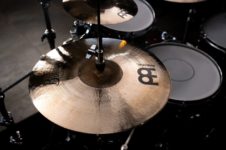 MEINL Cymbals Byzance Brilliant Polyphonic Hihat - 15111_11zon.webp